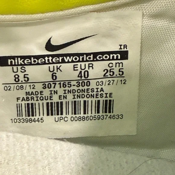 Nike Green and Yellow Sneakers with White Swoosh - Picture 6 of 8